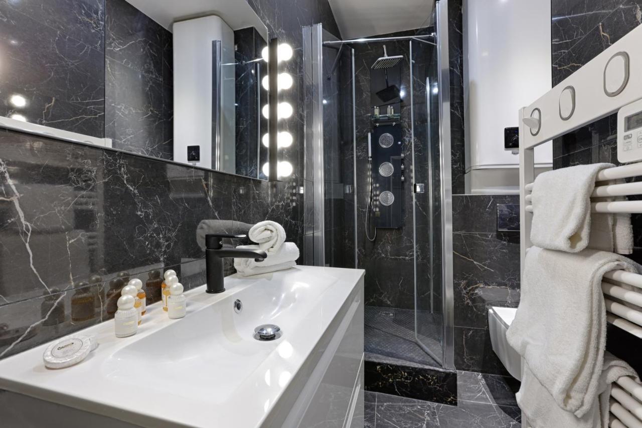 パリAmazing Luxury Triplex 3Br/8P - Arc De Triompheアパートメント エクステリア 写真
